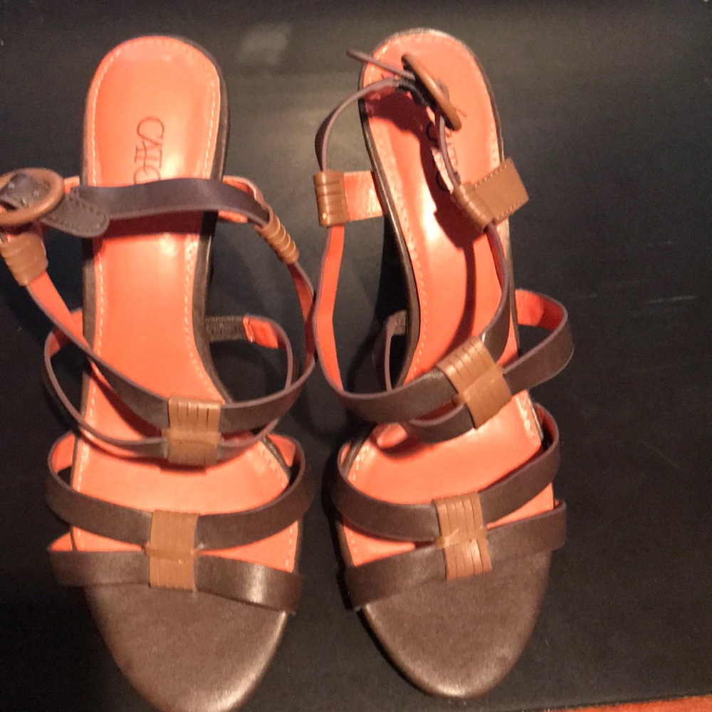 Brown straps high heel shoes